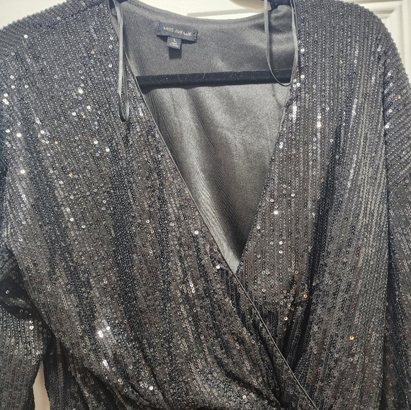 Miss avenue sparkling dress, color black, size large, long sleeve - Picture 7 of 8